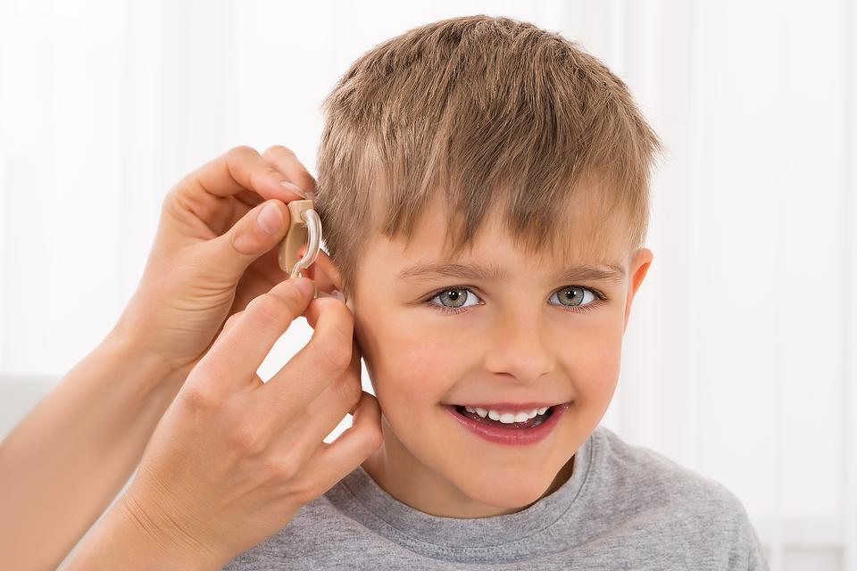 How-to-Help-Your-Hearing-Impaired-Kid-Feel-More-Confident-11257-f46f7aa9e9-1485387710